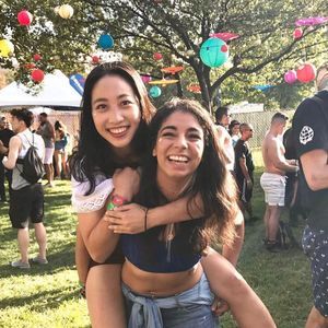 Meet your Posher, Nadia